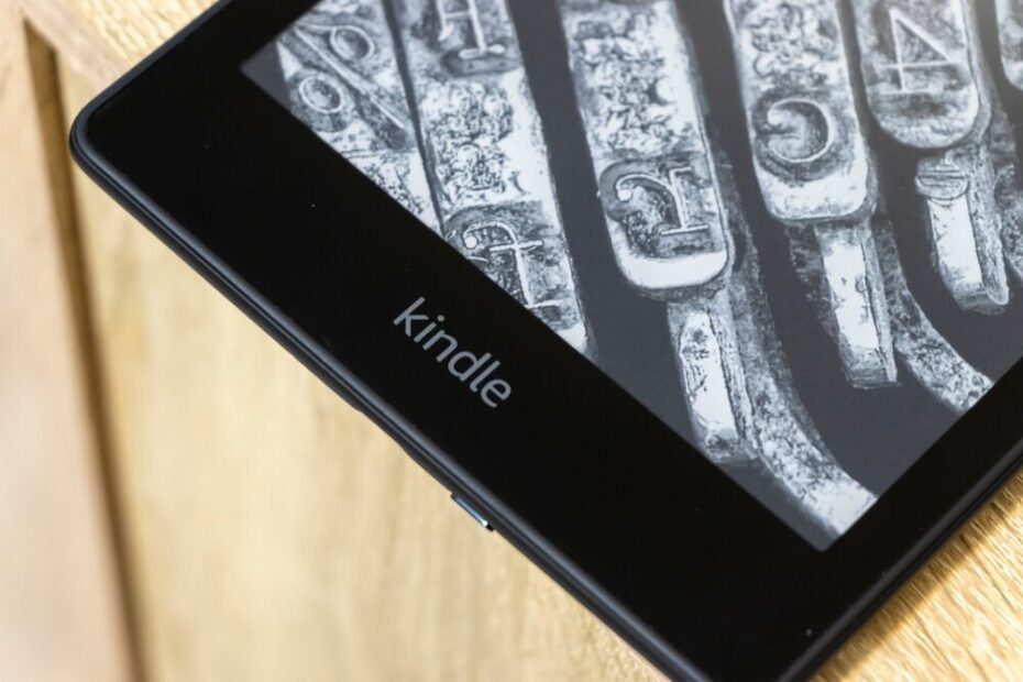 Kindle Paperwhite assistente da scrivania